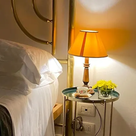 San Lorenzo In Red Apartment Florence