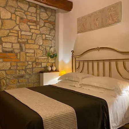 Apartment San Lorenzo In Red Florence